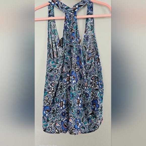 EXPRESS BLUE FLORAL TOP - Picture 4 of 7